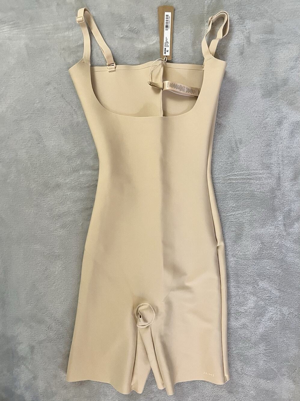 SKIMS XS Body Zoned Open Bust Bodysuit Sand Core Sculpt Extra Firm Control NEW